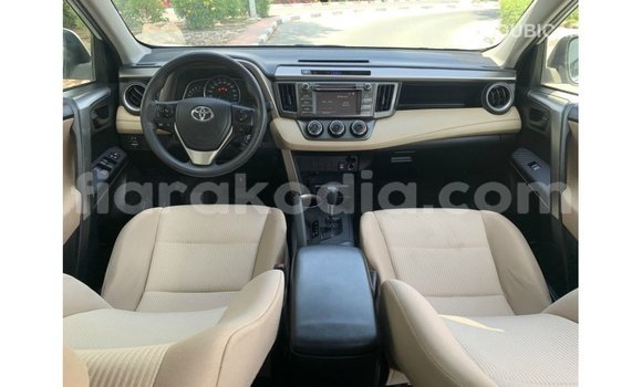 Buy Import Toyota HiAce White Truck in Import - Dubai in Diana Buy Import Toyota HiAce White Truck in Import - Dubai in Diana