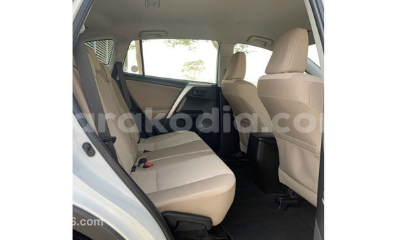 Buy Import Toyota HiAce White Truck in Import - Dubai in Diana Buy Import Toyota HiAce White Truck in Import - Dubai in Diana
