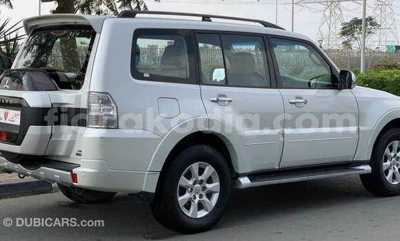 Hividy Mitsubishi Pajero fotsy Car in Import - Dubai in Diana Hividy Mitsubishi Pajero fotsy Car in Import - Dubai in Diana