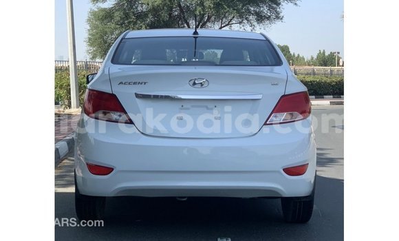 Hividy Hyundai Accent fotsy Car in Import - Dubai in Diana Hividy Hyundai Accent fotsy Car in Import - Dubai in Diana