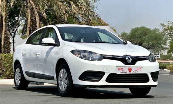 Acheter Import Voiture Renault Fluence Blanc à Import - Dubai, Diana