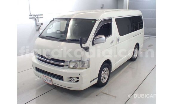 Buy Import Toyota Regius White Car in Import - Dubai in Diana Buy Import Toyota Regius White Car in Import - Dubai in Diana
