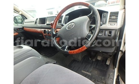 Buy Import Toyota Regius White Car in Import - Dubai in Diana Buy Import Toyota Regius White Car in Import - Dubai in Diana