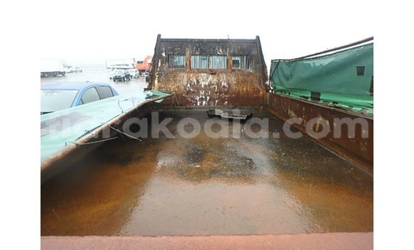 Buy Import Nissan 350Z Brown Car in Import - Dubai in Diana Buy Import Nissan 350Z Brown Car in Import - Dubai in Diana