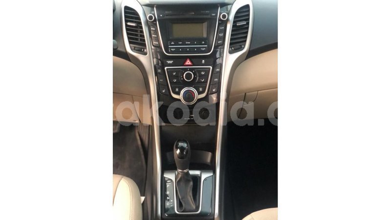 Big with watermark hyundai elantra diana import dubai 6283