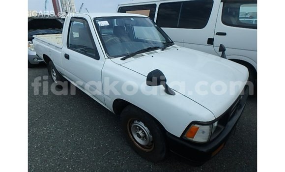 Buy Import Toyota Hilux White Car in Import - Dubai in Diana Buy Import Toyota Hilux White Car in Import - Dubai in Diana
