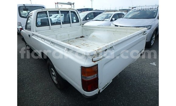 Buy Import Toyota Hilux White Car in Import - Dubai in Diana Buy Import Toyota Hilux White Car in Import - Dubai in Diana