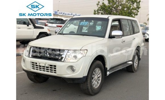 Buy Import Mitsubishi Pajero White Car in Import - Dubai in Diana Buy Import Mitsubishi Pajero White Car in Import - Dubai in Diana