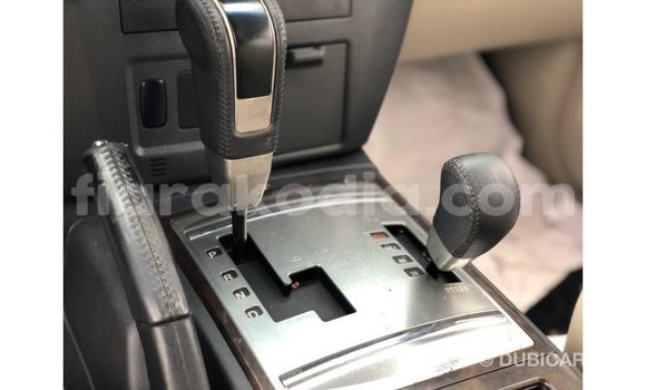 Acheter Import Voiture Mitsubishi Pajero Blanc à Import - Dubai, Diana Acheter Import Voiture Mitsubishi Pajero Blanc à Import - Dubai, Diana