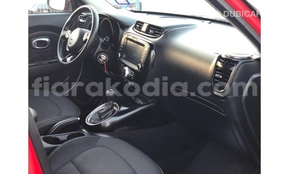 Acheter Import Voiture Kia Soul Rouge à Import - Dubai, Diana Acheter Import Voiture Kia Soul Rouge à Import - Dubai, Diana