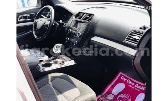 Acheter Import Voiture Ford Explorer Autre à Import - Dubai, Diana Acheter Import Voiture Ford Explorer Autre à Import - Dubai, Diana