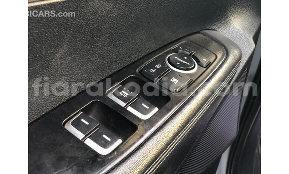Acheter Import Voiture Kia Sorento Autre à Import - Dubai, Diana Acheter Import Voiture Kia Sorento Autre à Import - Dubai, Diana