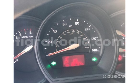 Acheter Import Voiture Kia Rio Noir à Import - Dubai, Diana Acheter Import Voiture Kia Rio Noir à Import - Dubai, Diana