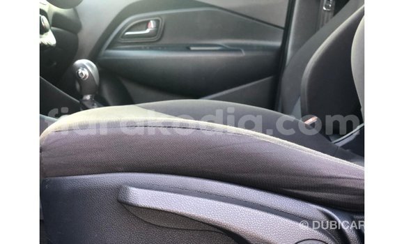 Acheter Import Voiture Kia Rio Noir à Import - Dubai, Diana Acheter Import Voiture Kia Rio Noir à Import - Dubai, Diana
