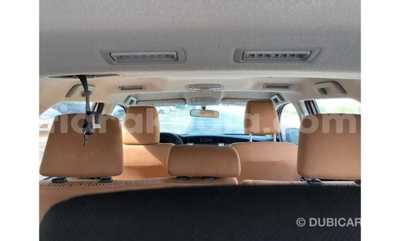 Acheter Import Voiture Toyota Fortuner Blanc à Import - Dubai, Diana Acheter Import Voiture Toyota Fortuner Blanc à Import - Dubai, Diana