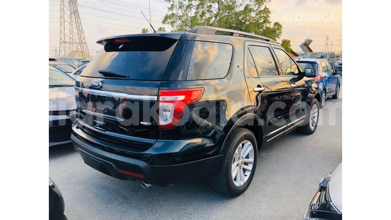 Big with watermark ford explorer diana import dubai 6319