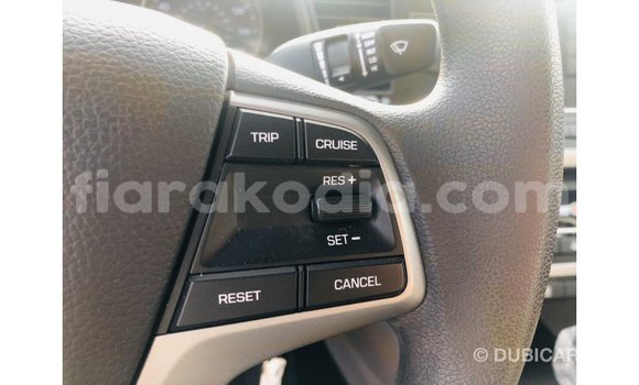 Acheter Import Voiture Hyundai Elantra Bleu à Import - Dubai, Diana Acheter Import Voiture Hyundai Elantra Bleu à Import - Dubai, Diana