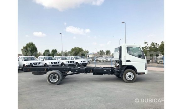 Acheter Import Utilitaire Mitsubishi L400 Blanc à Import - Dubai, Diana Acheter Import Utilitaire Mitsubishi L400 Blanc à Import - Dubai, Diana