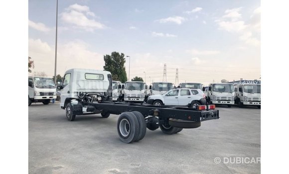 Acheter Import Utilitaire Mitsubishi L400 Blanc à Import - Dubai, Diana Acheter Import Utilitaire Mitsubishi L400 Blanc à Import - Dubai, Diana