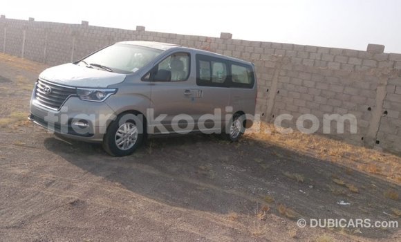 Acheter Import Voiture Hyundai Accent Marron à Import - Dubai, Diana Acheter Import Voiture Hyundai Accent Marron à Import - Dubai, Diana