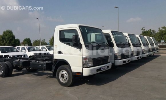Acheter Import Utilitaire Mitsubishi L400 Blanc à Import - Dubai, Diana Acheter Import Utilitaire Mitsubishi L400 Blanc à Import - Dubai, Diana