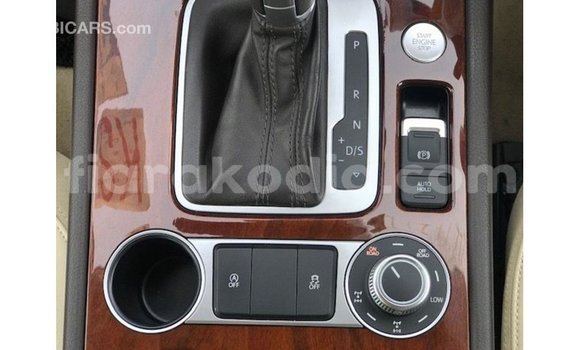 Acheter Import Voiture Volkswagen Touareg Marron à Import - Dubai, Diana Acheter Import Voiture Volkswagen Touareg Marron à Import - Dubai, Diana