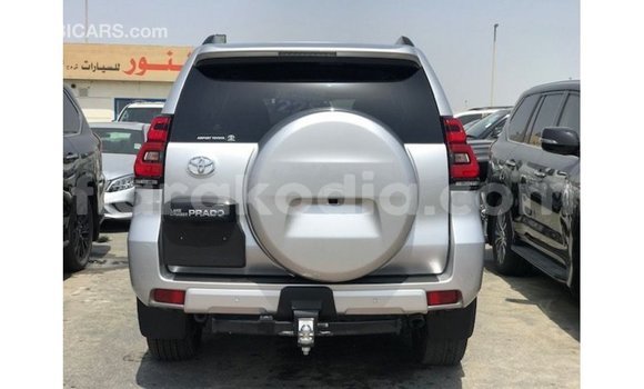 Acheter Import Voiture Toyota Prado Autre à Import - Dubai, Diana Acheter Import Voiture Toyota Prado Autre à Import - Dubai, Diana