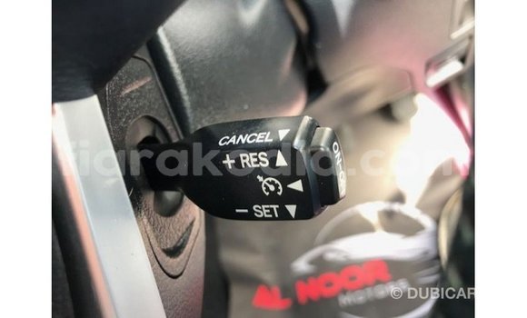 Acheter Import Voiture Toyota Fortuner Blanc à Import - Dubai, Diana Acheter Import Voiture Toyota Fortuner Blanc à Import - Dubai, Diana