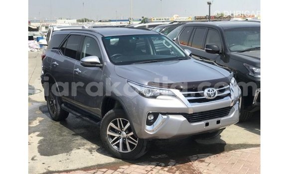Acheter Import Voiture Toyota Fortuner Autre à Import - Dubai, Diana Acheter Import Voiture Toyota Fortuner Autre à Import - Dubai, Diana