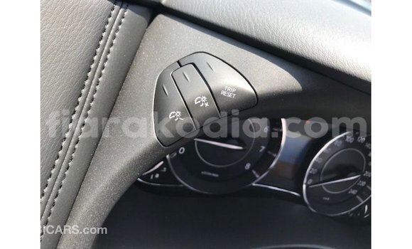 Acheter Import Voiture Nissan Patrol Bleu à Import - Dubai, Diana Acheter Import Voiture Nissan Patrol Bleu à Import - Dubai, Diana