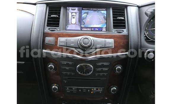 Acheter Import Voiture Infiniti Q Blanc à Import - Dubai, Diana Acheter Import Voiture Infiniti Q Blanc à Import - Dubai, Diana