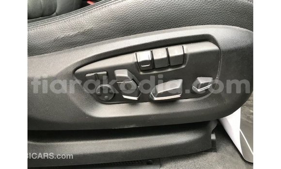 Acheter Import Voiture BMW X6 Noir à Import - Dubai, Diana Acheter Import Voiture BMW X6 Noir à Import - Dubai, Diana