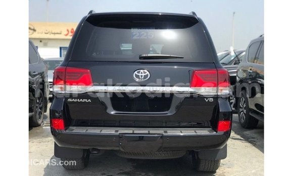 Acheter Import Voiture Toyota Land Cruiser Noir à Import - Dubai, Diana Acheter Import Voiture Toyota Land Cruiser Noir à Import - Dubai, Diana