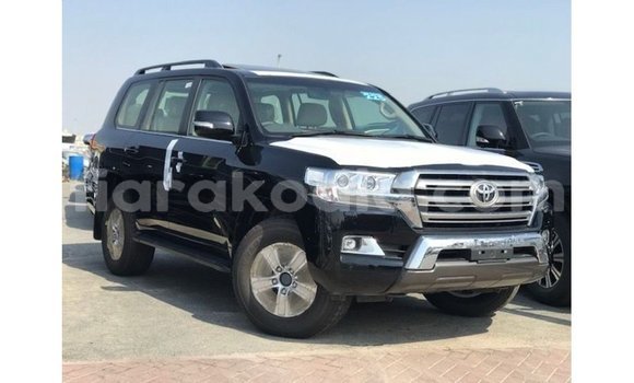 Buy Import Toyota Land Cruiser Black Car in Import - Dubai in Diana