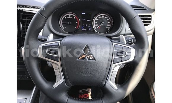 Acheter Import Voiture Mitsubishi i Bleu à Import - Dubai, Diana Acheter Import Voiture Mitsubishi i Bleu à Import - Dubai, Diana