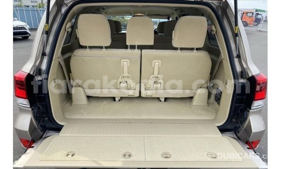 Acheter Import Voiture Toyota Land Cruiser Autre à Import - Dubai, Diana Acheter Import Voiture Toyota Land Cruiser Autre à Import - Dubai, Diana