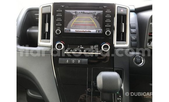 Acheter Import Voiture Toyota Granvia Blanc à Import - Dubai, Diana Acheter Import Voiture Toyota Granvia Blanc à Import - Dubai, Diana