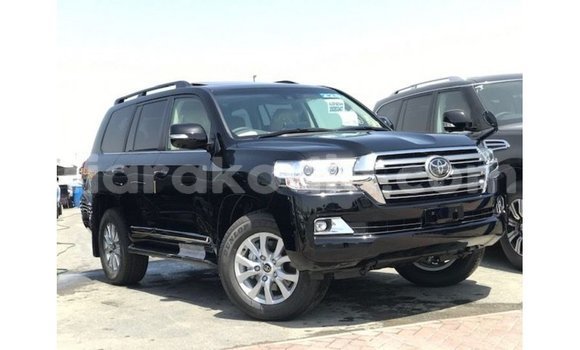 Buy Import Toyota Land Cruiser Black Car in Import - Dubai in Diana