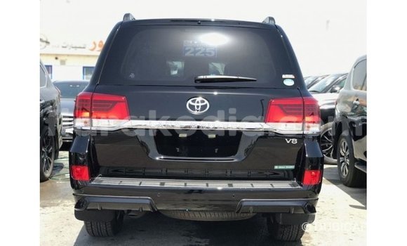 Acheter Import Voiture Toyota Land Cruiser Noir à Import - Dubai, Diana Acheter Import Voiture Toyota Land Cruiser Noir à Import - Dubai, Diana