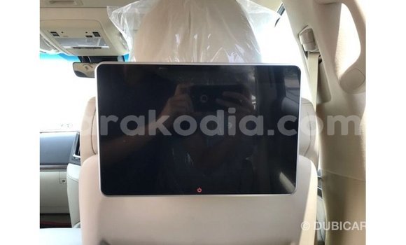 Acheter Import Voiture Toyota Land Cruiser Noir à Import - Dubai, Diana Acheter Import Voiture Toyota Land Cruiser Noir à Import - Dubai, Diana