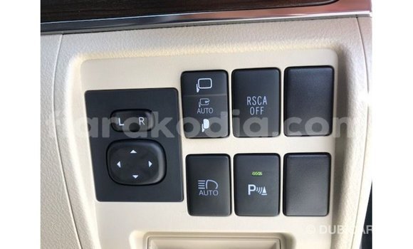 Acheter Import Voiture Toyota Land Cruiser Noir à Import - Dubai, Diana Acheter Import Voiture Toyota Land Cruiser Noir à Import - Dubai, Diana