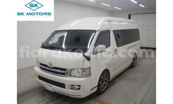 Buy Import Toyota Hiace White Car in Import - Dubai in Diana Buy Import Toyota Hiace White Car in Import - Dubai in Diana