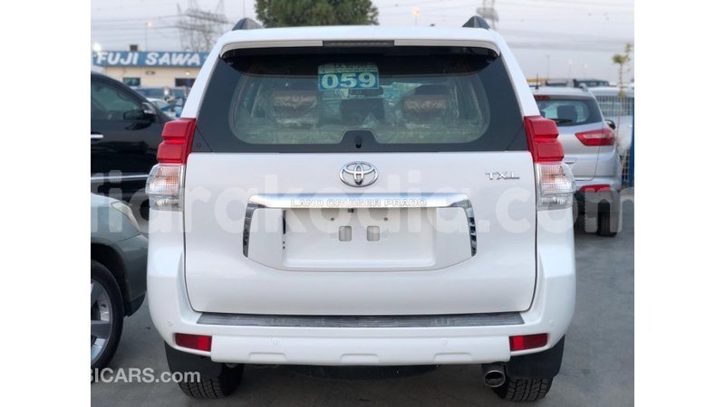 Big with watermark toyota prado diana import dubai 6392