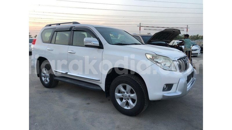 Big with watermark toyota prado diana import dubai 6392