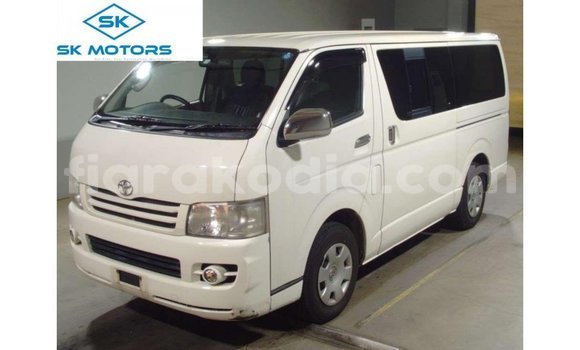 Acheter Import Voiture Toyota Hiace Blanc à Import - Dubai, Diana Acheter Import Voiture Toyota Hiace Blanc à Import - Dubai, Diana