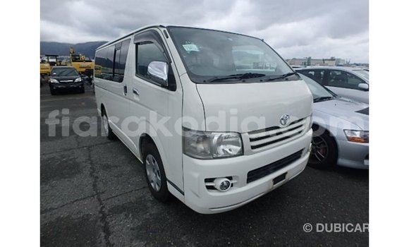 Acheter Import Voiture Toyota Hiace Blanc à Import - Dubai, Diana Acheter Import Voiture Toyota Hiace Blanc à Import - Dubai, Diana