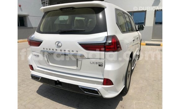 Acheter Import Voiture Lexus LX Blanc à Import - Dubai, Diana Acheter Import Voiture Lexus LX Blanc à Import - Dubai, Diana