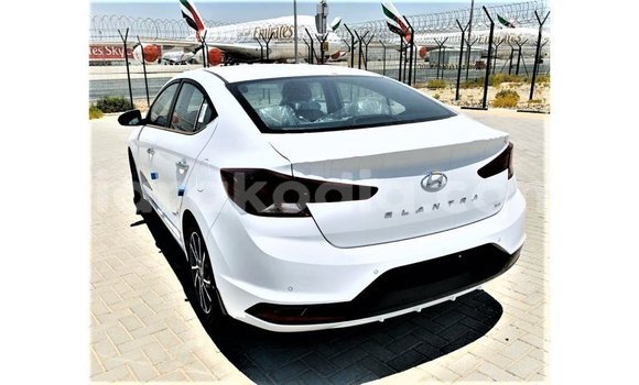 Buy Import Hyundai Elantra White Car in Import - Dubai in Diana Buy Import Hyundai Elantra White Car in Import - Dubai in Diana
