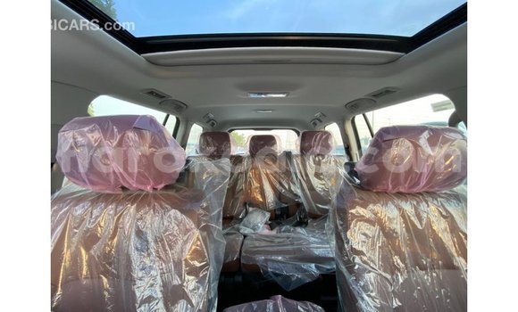 Hividy Toyota DA fotsy Truck in Import - Dubai in Diana Hividy Toyota DA fotsy Truck in Import - Dubai in Diana