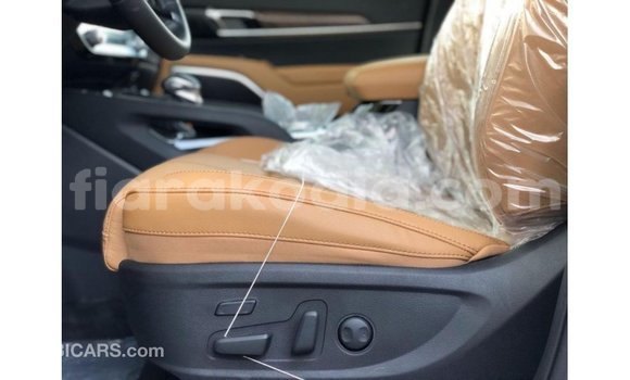 Buy Import Kia Carens White Car in Import - Dubai in Diana Buy Import Kia Carens White Car in Import - Dubai in Diana